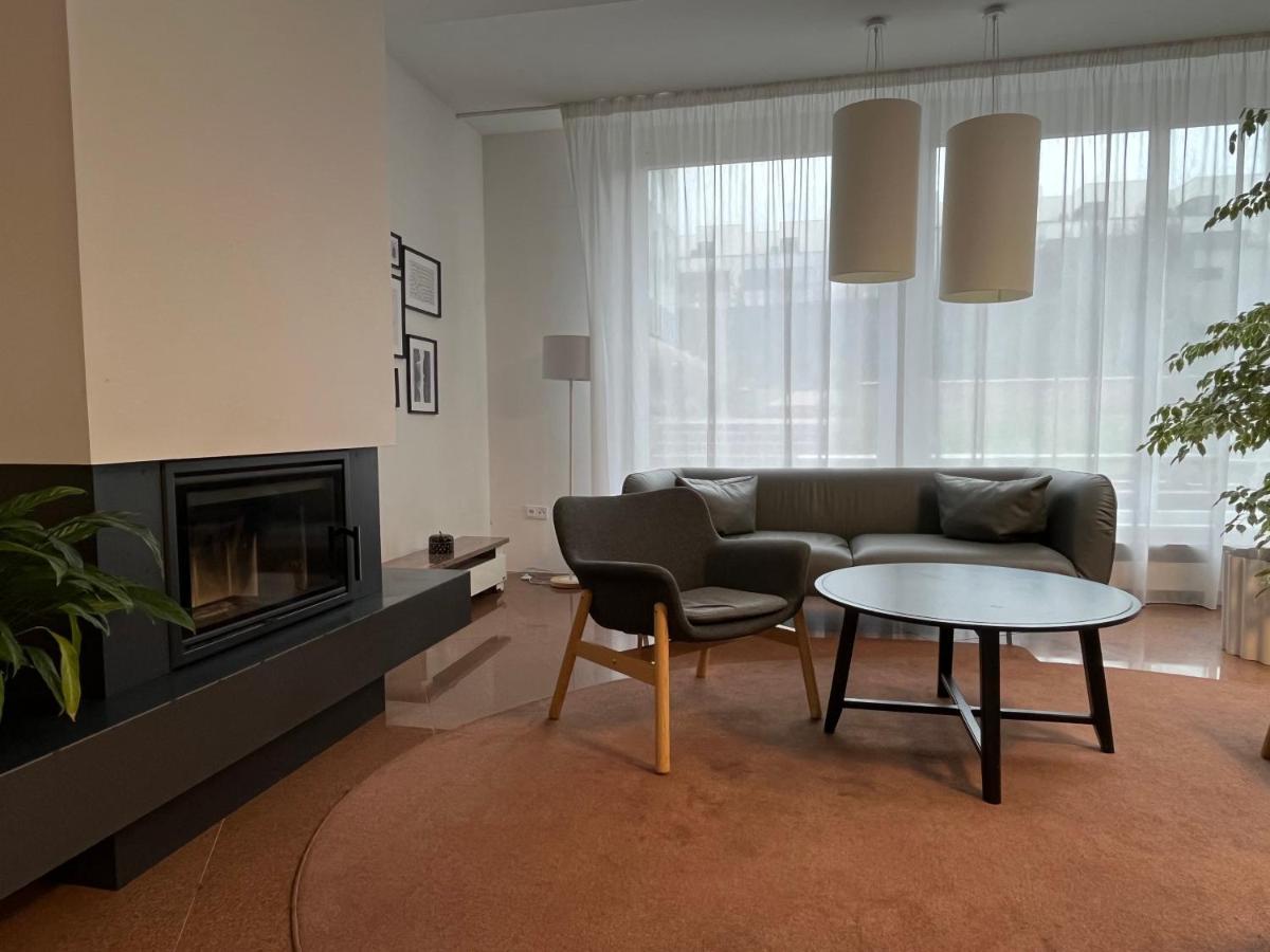 De Luxe Apartment, Wifi, Tv 65" Prague Exterior photo